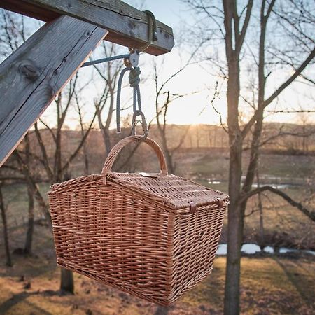 Treehouse Kremilek Villa Jesenice  Exterior foto