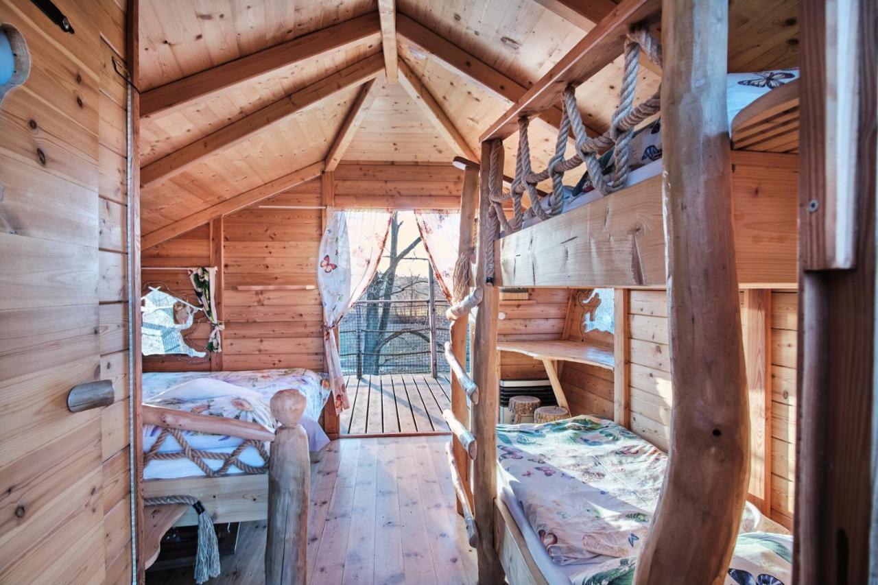 Treehouse Kremilek Villa Jesenice  Exterior foto