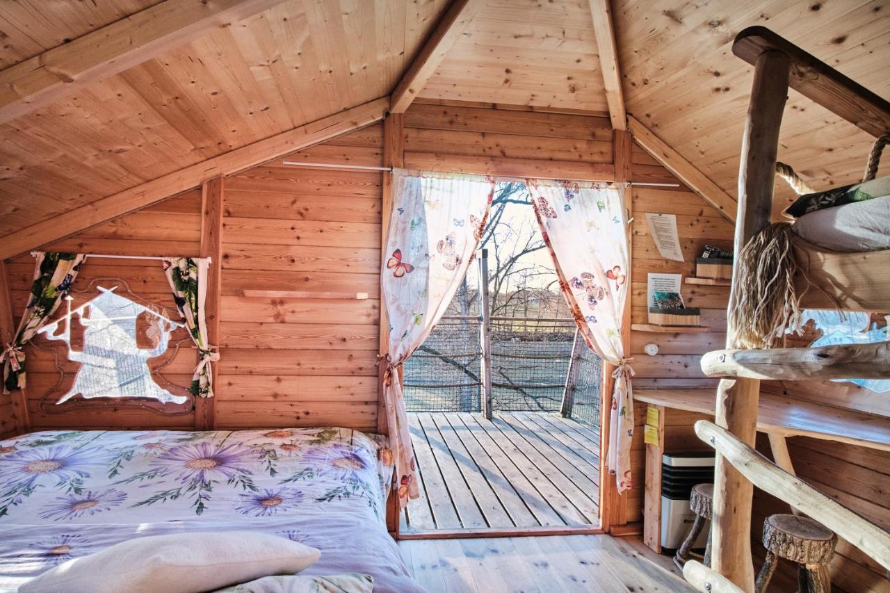 Treehouse Kremilek Villa Jesenice  Exterior foto